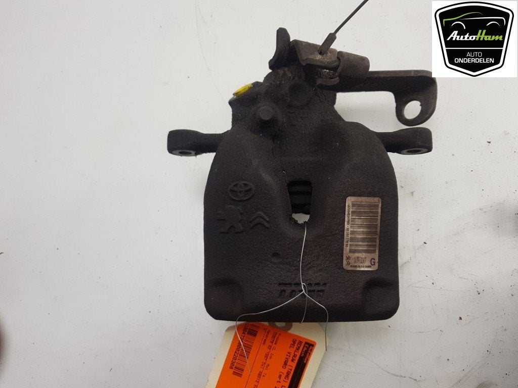 REMKLAUW LINKS ACHTER Opel Vivaro (01-2019/03-2024), Gebruikt, Opel