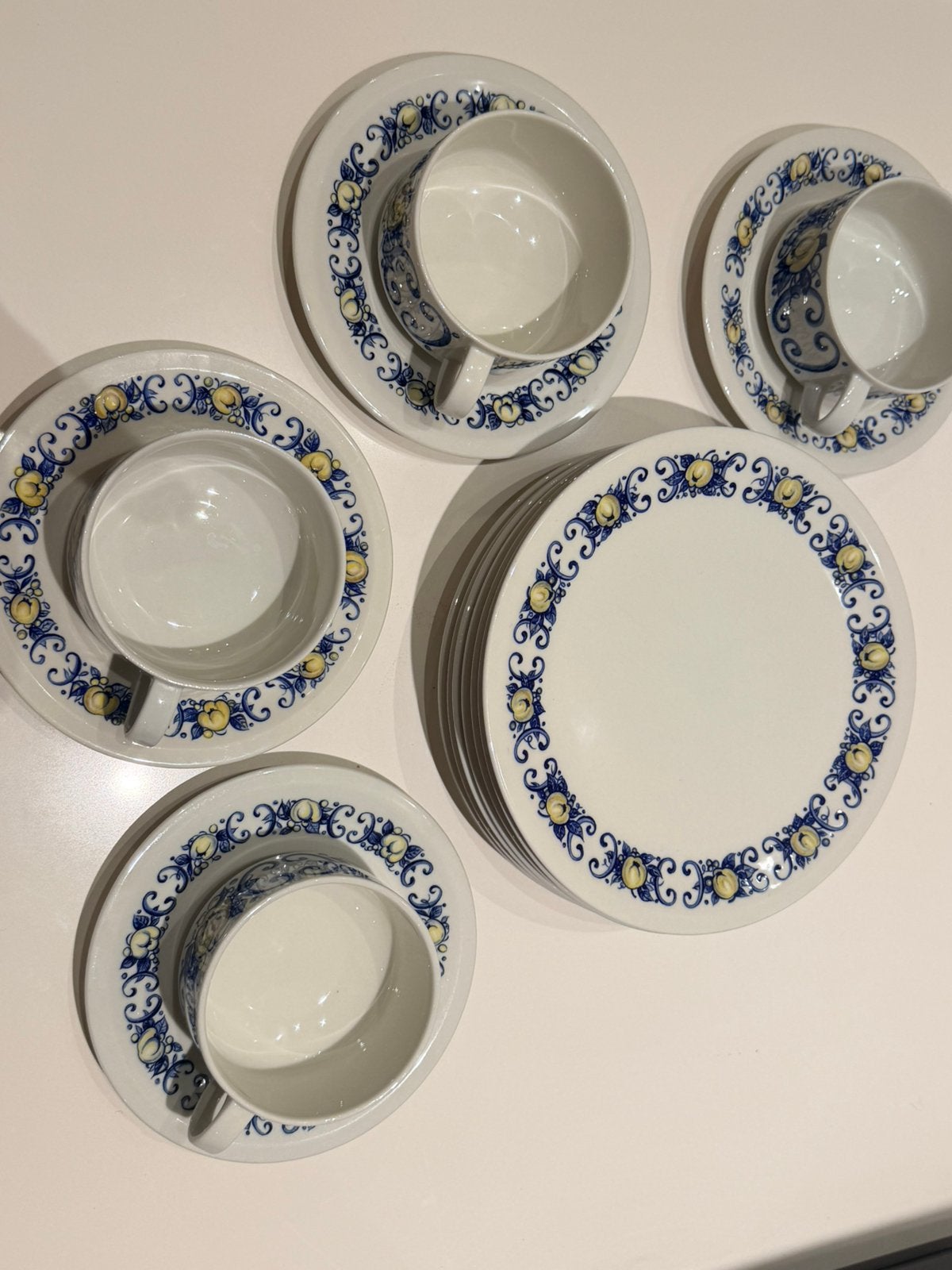 Villeroy et Boch - Cadiz - 4 tasses + 8 assiettes, Antiquités & Art, Enlèvement