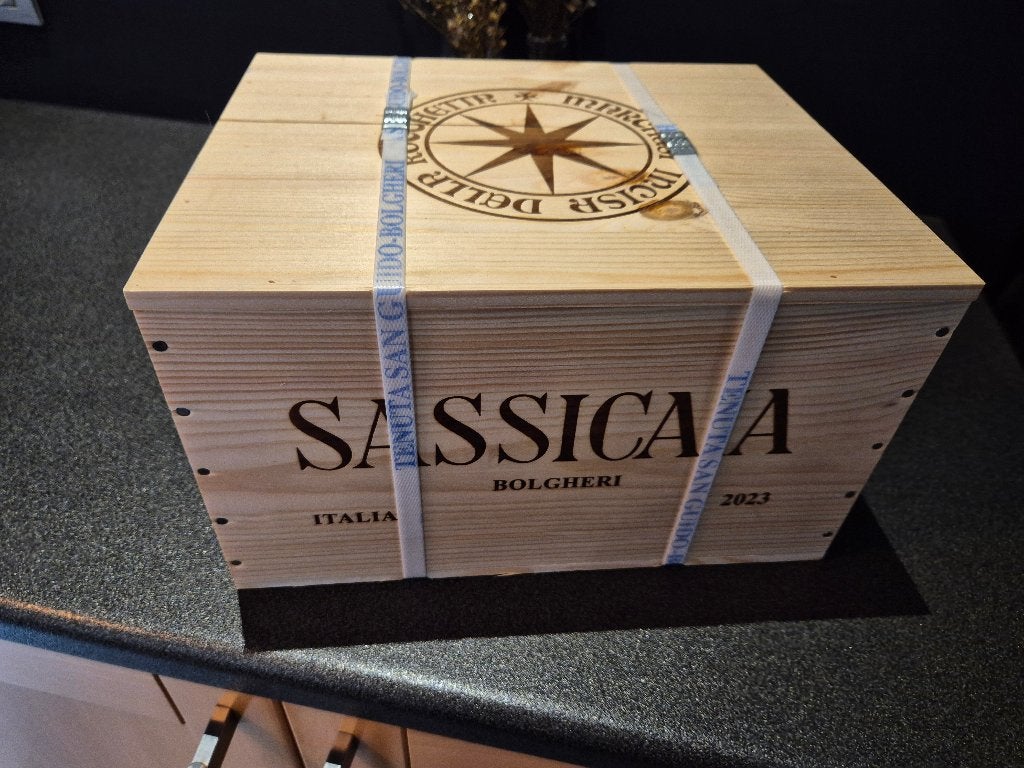 Sassicaia 2023 6 flessen in gesloten kist Parker 100/100, Ophalen, Nieuw, Italië, Rode wijn