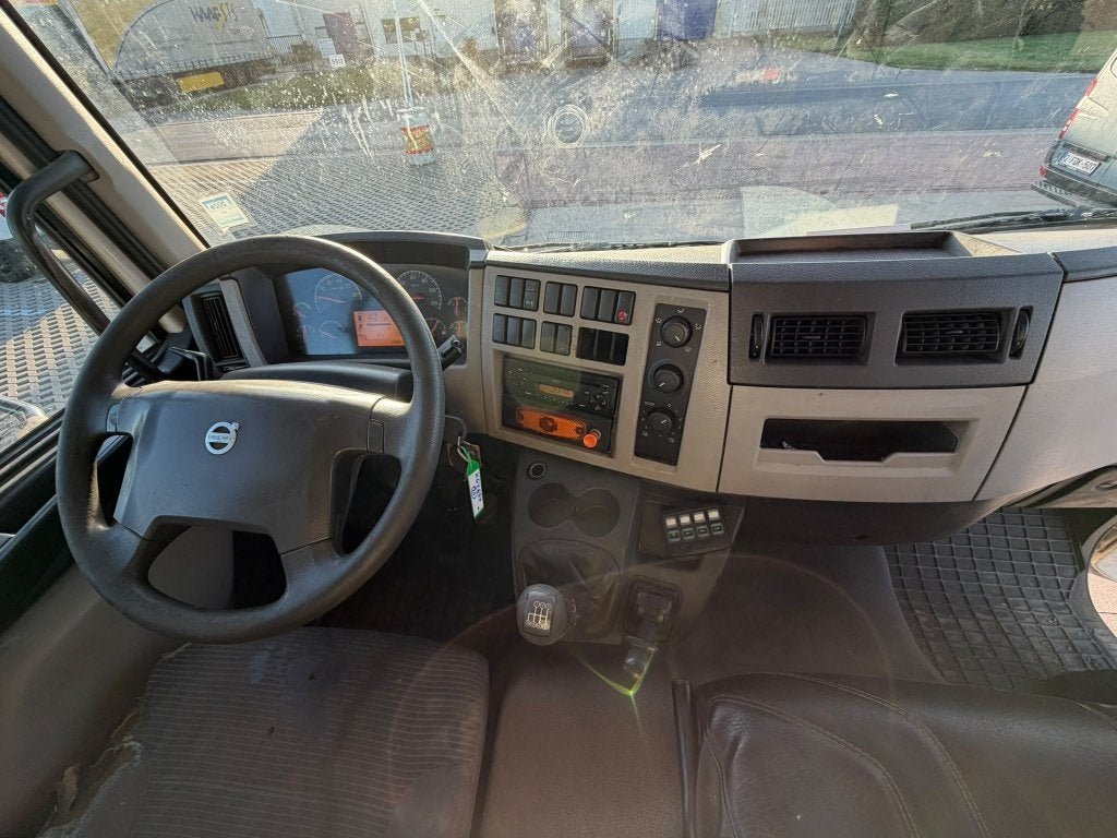 Volvo FL 240 (Stock ID 64872) — 17