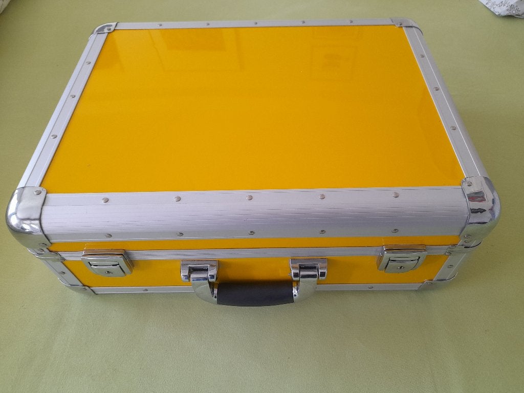 Flight case voor 100-tal cd's, Cd's en Dvd's, Ophalen of Verzenden, Zo goed als nieuw