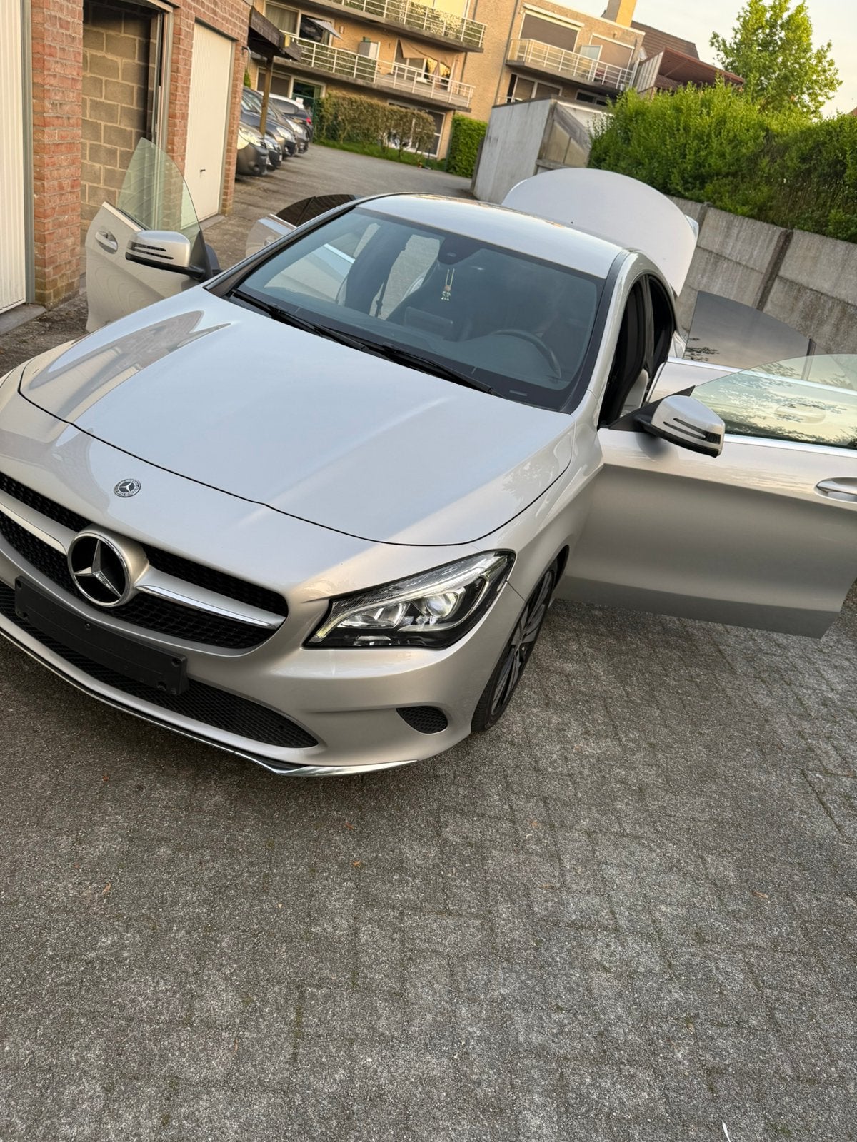Mercedes CLA 180 benzine automaat 80.000km 2017, Automaat, CLA, Climate control, Particulier