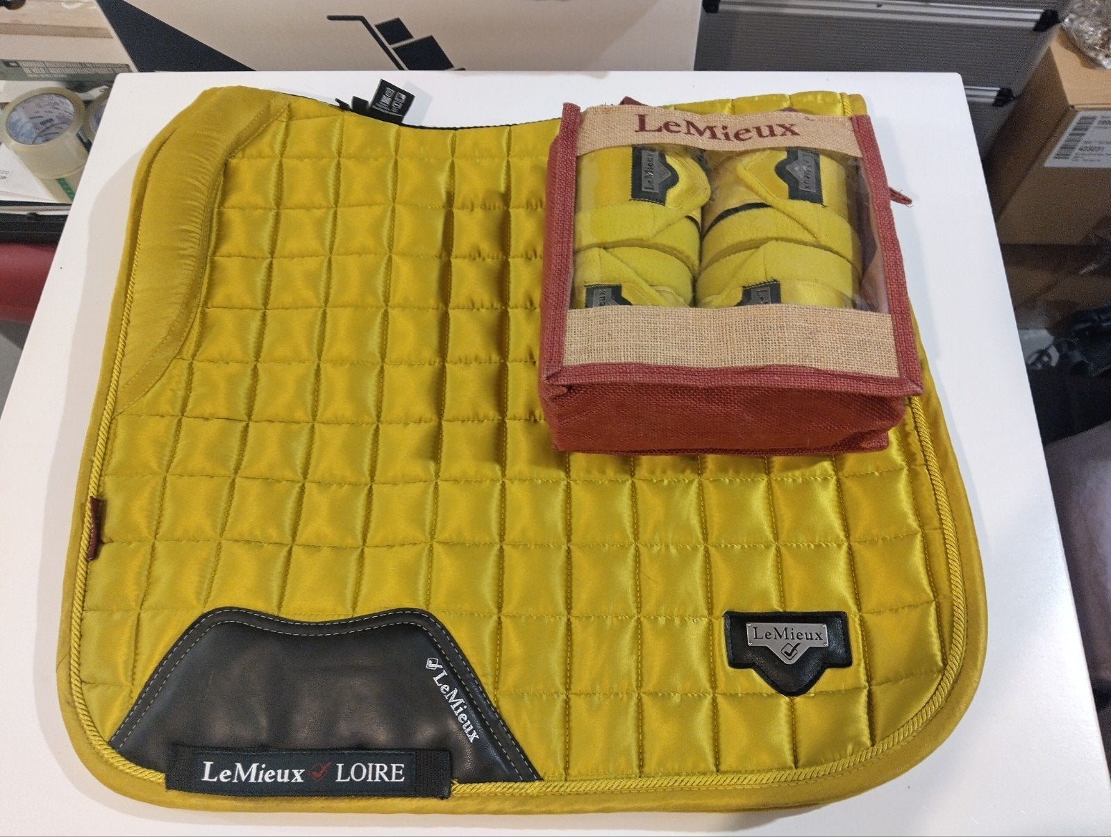 Lemieux loire Dijon set full dressuur, Dieren en Toebehoren, Full (L), Dressuurdekje, Ophalen of Verzenden, Zo goed als nieuw
