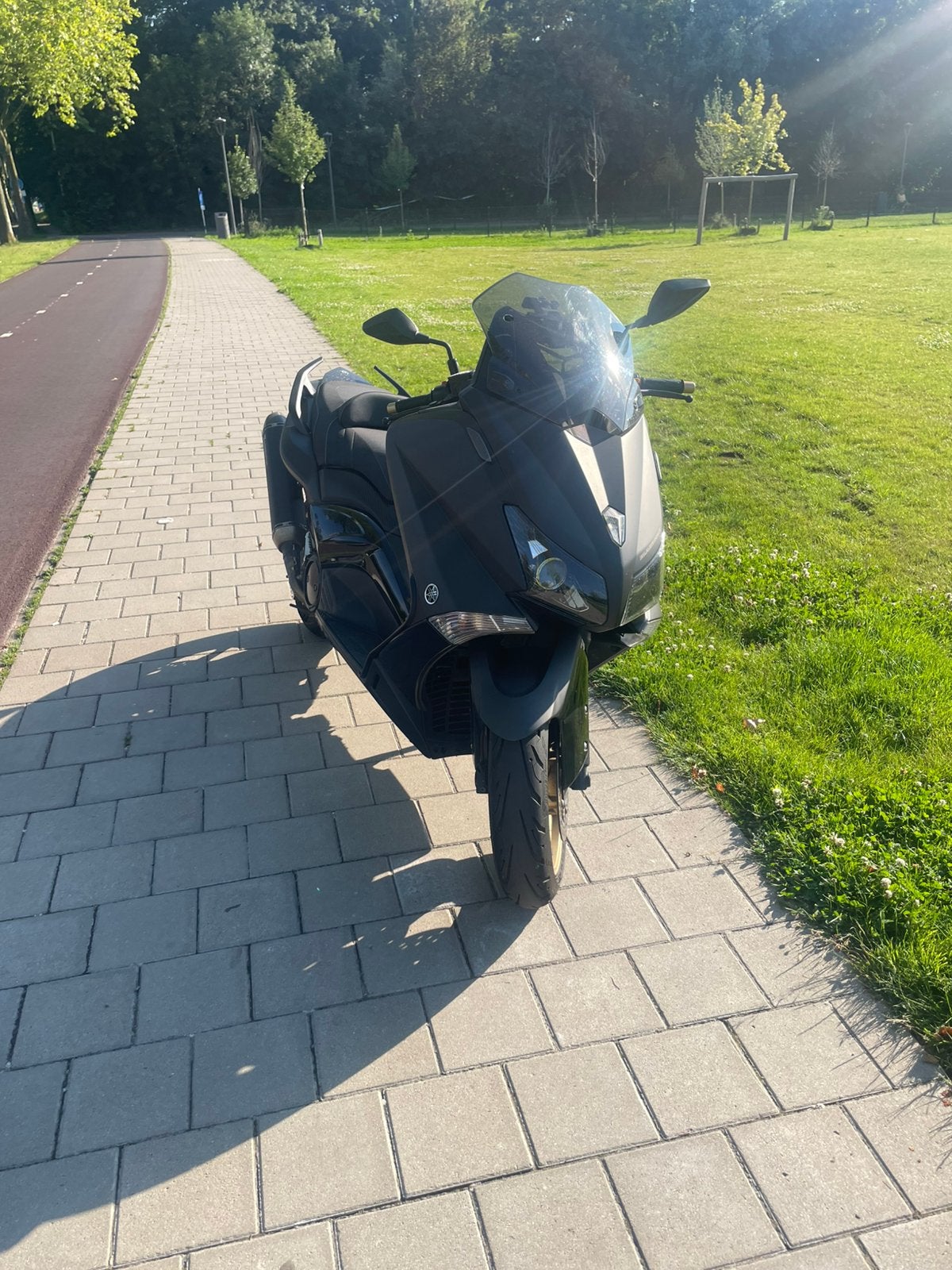 Yamaha Tmax 530 “ Black Max “, Scooter, Particulier, Automatique