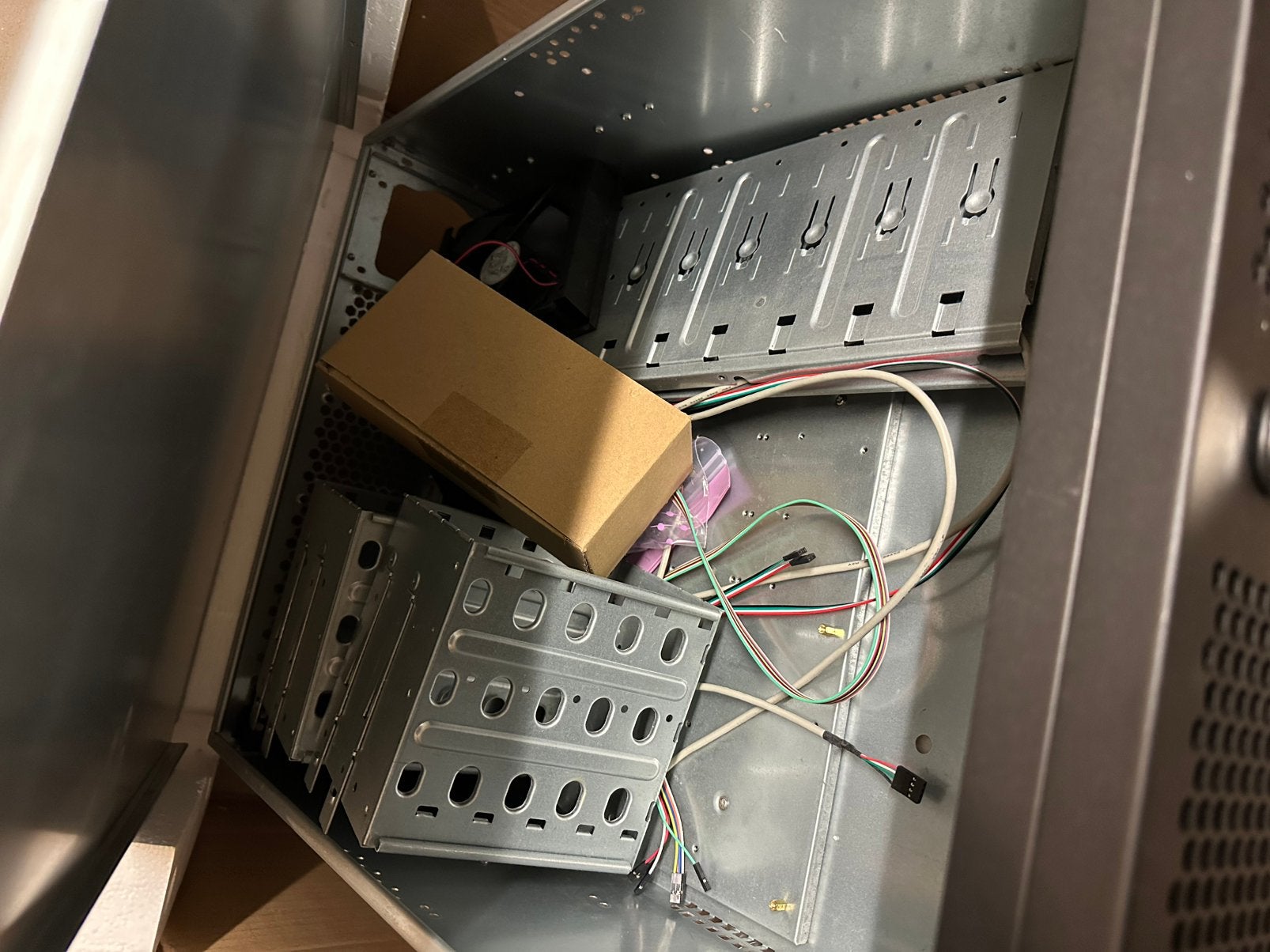 Serverkast rack matic en mining gpu sockets, Ophalen, Zo goed als nieuw