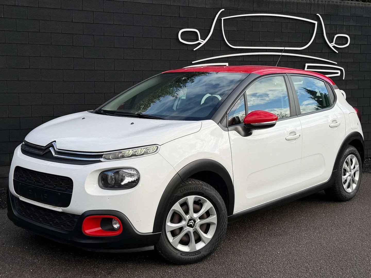 Citroën C3 1.2i+AIRCO+CARNET COMPLET+EURO 6B, Euro 6, Entreprise, 82 ch, Noir
