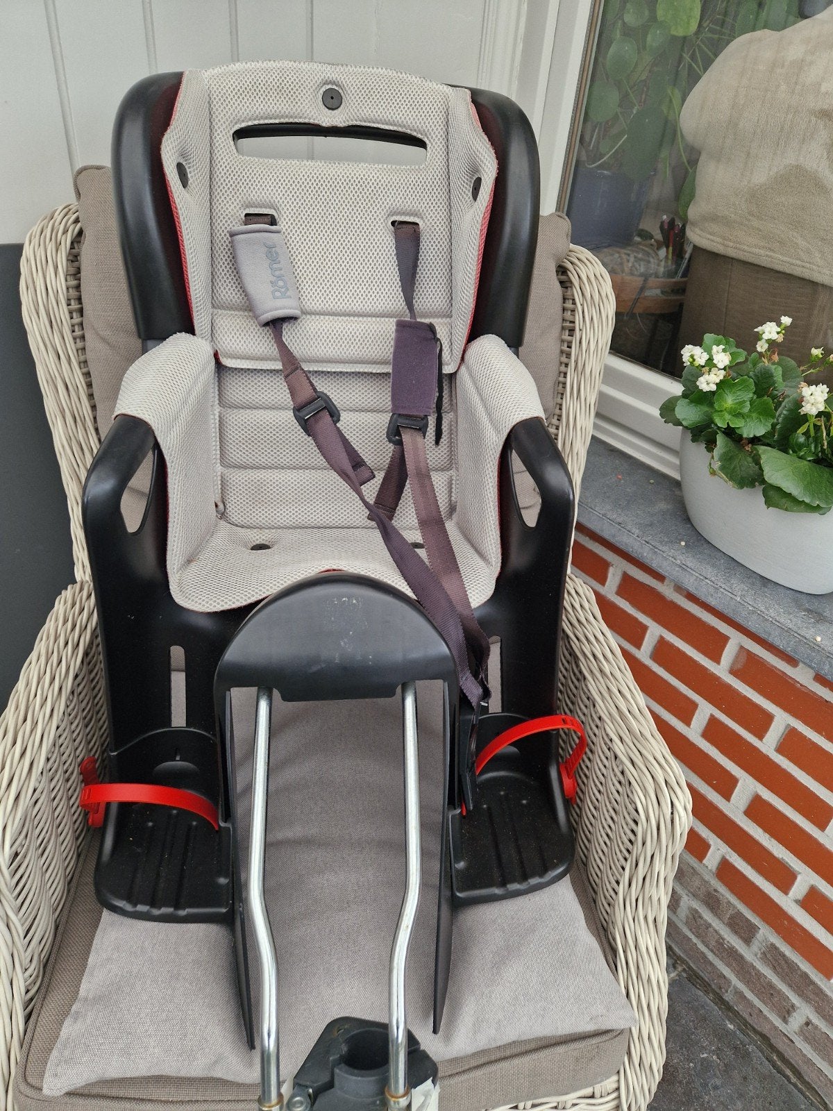 Fietsstoel, Fietsen en Brommers, Ophalen