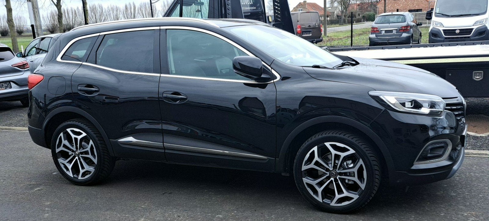 Renault Kadjar bose 1.3tce 160pk, Auto's, Voorwielaandrijving, Kadjar, Leder en Stof, Zwart