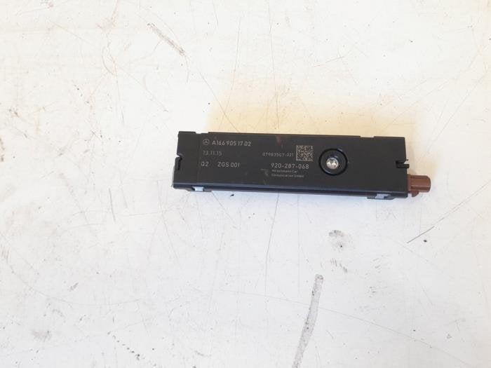 Antenne amplificateur d'un Mercedes CLA, 3 mois de garantie, Utilisé, -, -