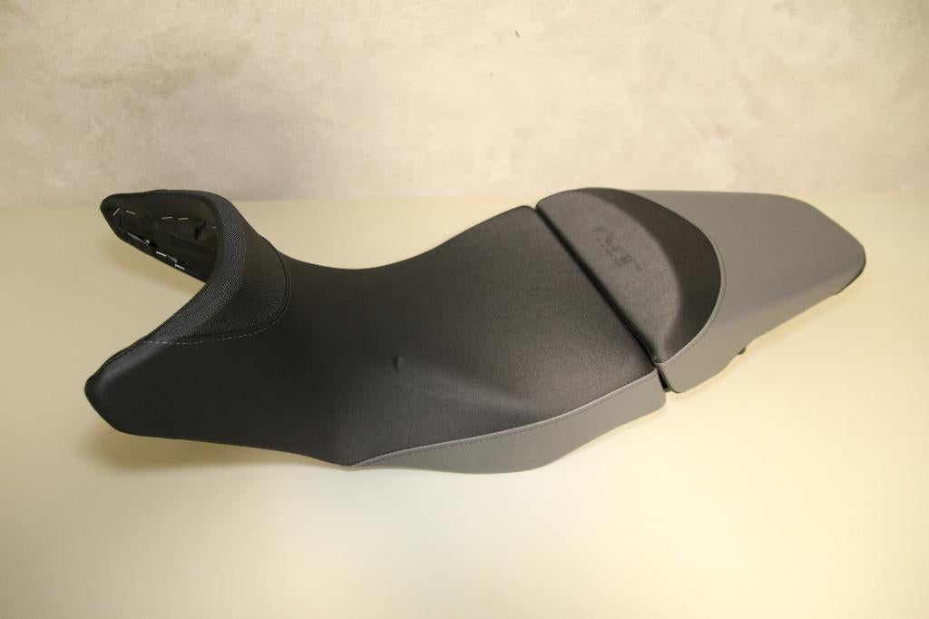 Zadel Honda NT1100 2024 + voetsteunen, Motoren, Ophalen, Nieuw