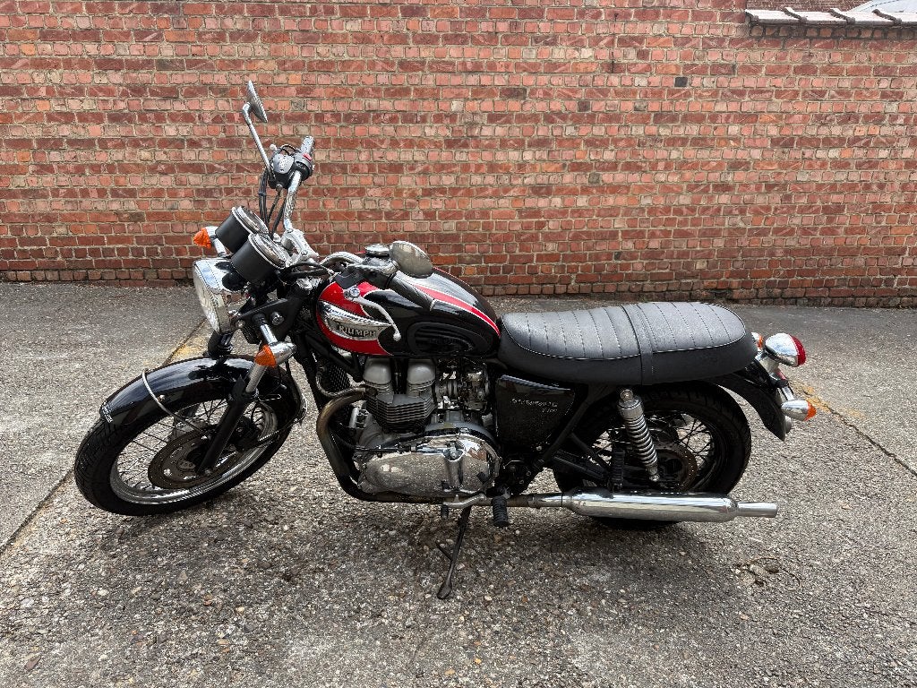 Triumph Bonneville T100 865 — 10/2005 — 18.200 km, Motoren, Motoren | Triumph, 2 cilinders, Occasion, Motorrijbewijs A, Particulier