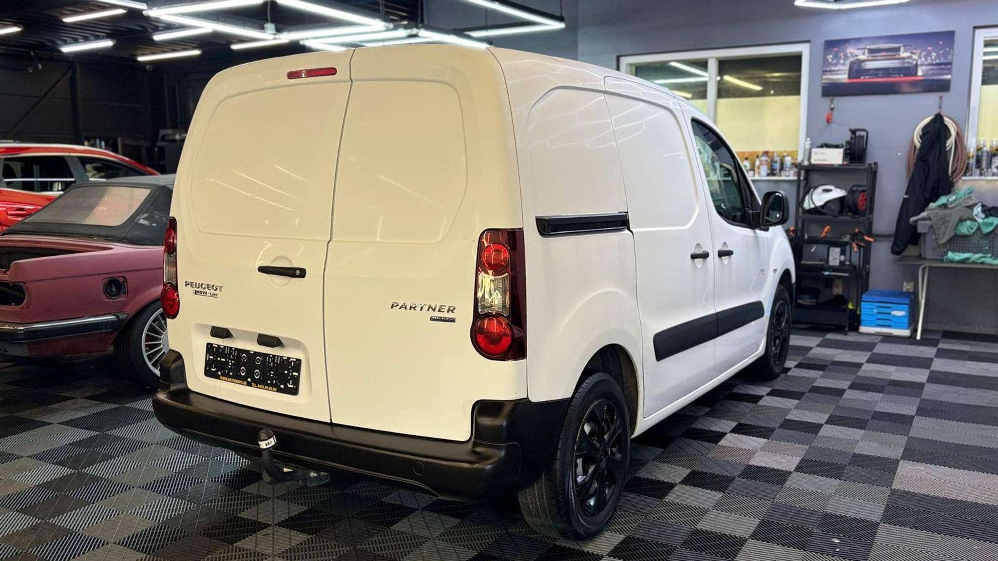 Peugeot Partner 1.6 Hdi bj. 2016 Euro 6, Auto's, Peugeot, Gebruikt, 4 cilinders, Wit, Bedrijf