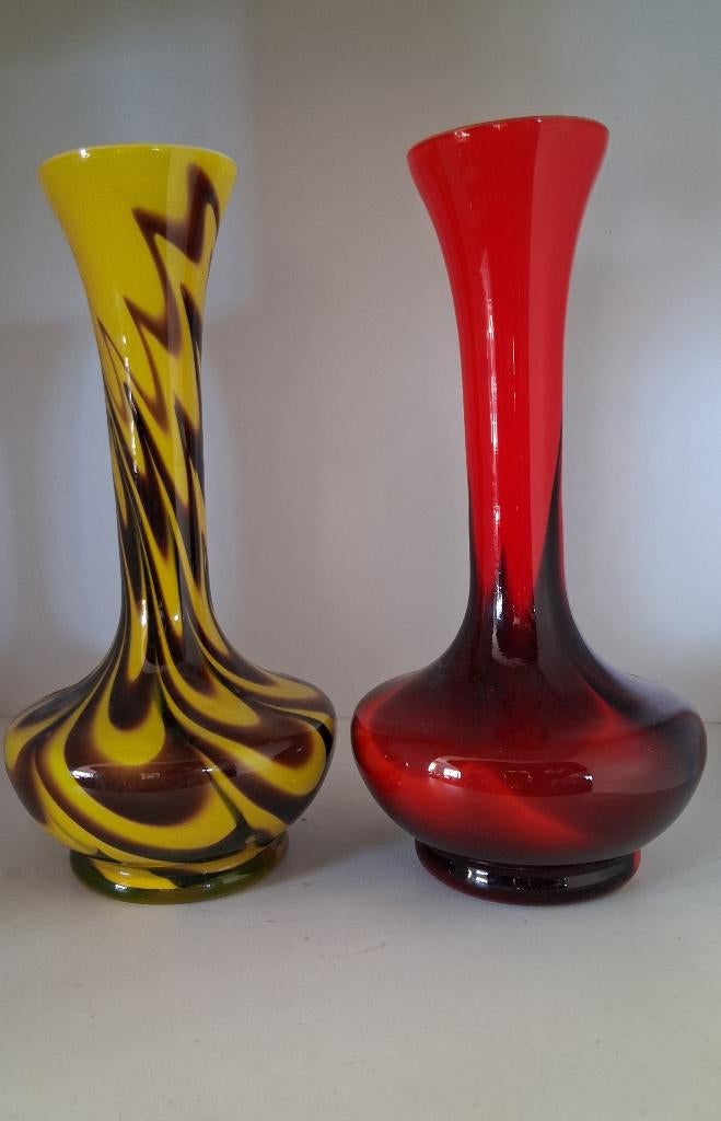 Vintage opaline vazen, Ophalen