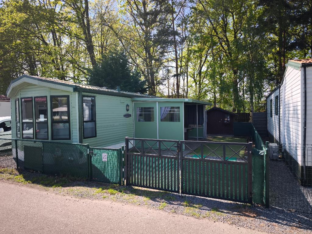 Stacaravan hof van eeden, Caravans en Kamperen, Tot en met 2