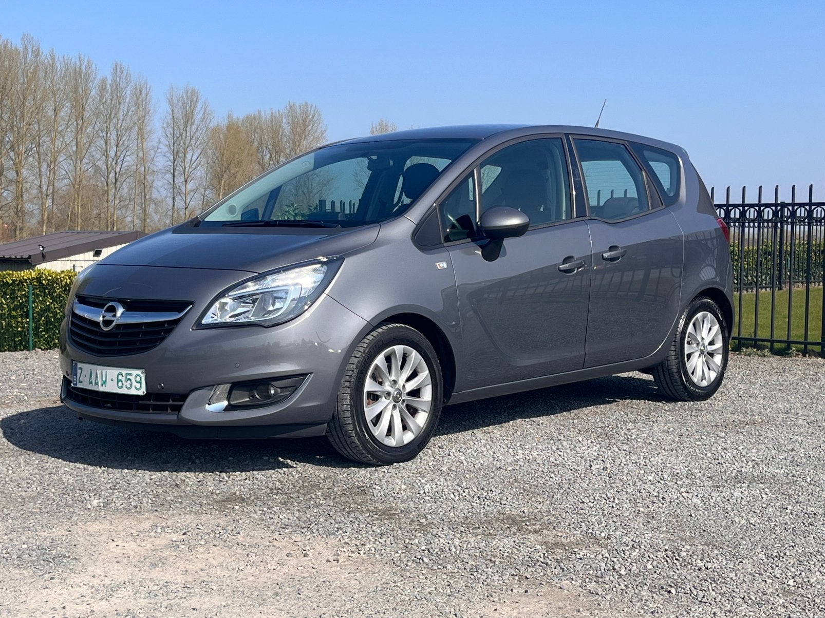 Opel Meriva 1.4 benzine, 53.000 km, 2017 bouwjaar, Autos, Argent ou Gris, Euro 6, Entreprise, Boîte manuelle