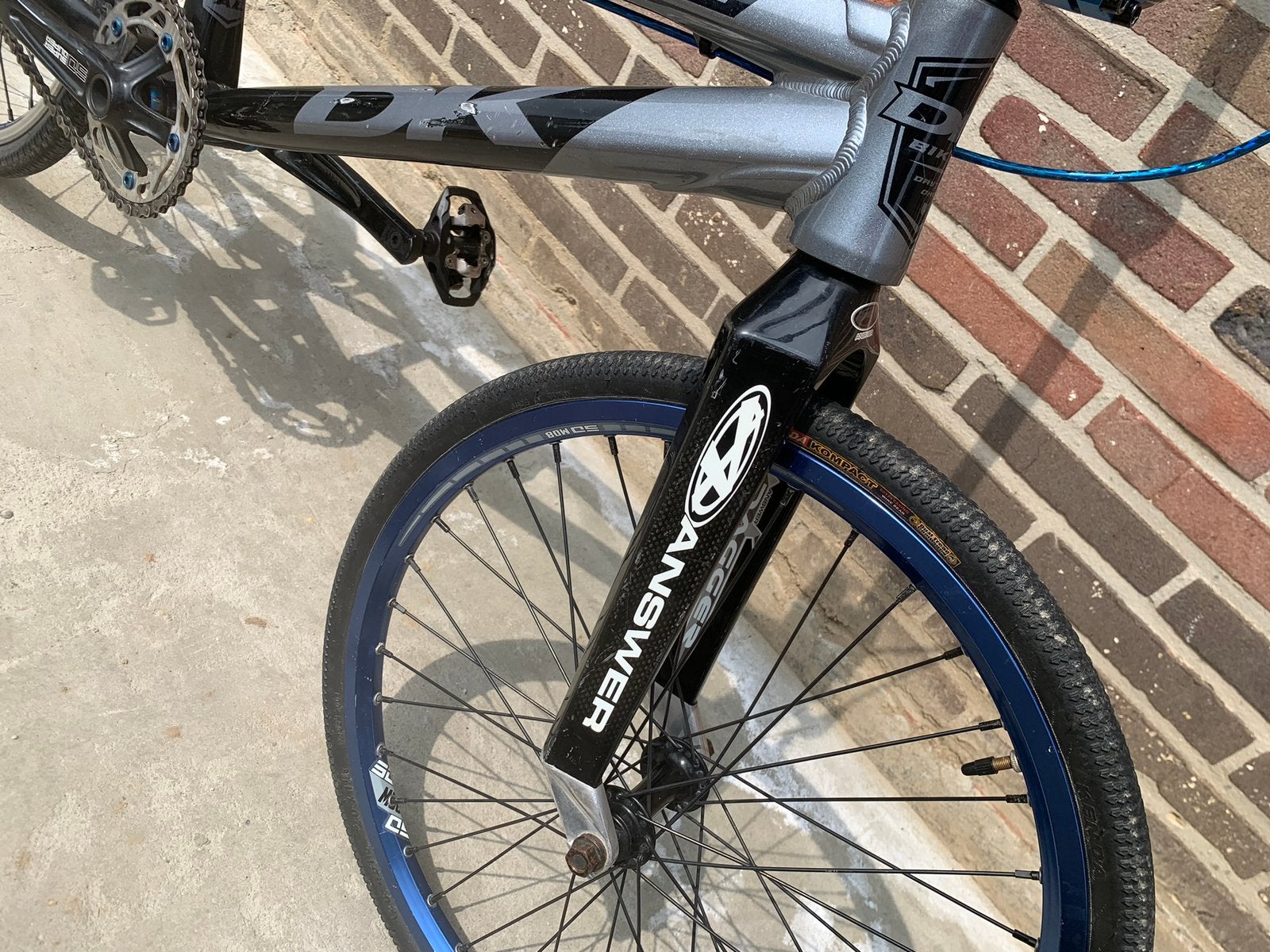 Bmx Custom build(Carbon vork), Fietsen en Brommers, Ophalen, Zo goed als nieuw