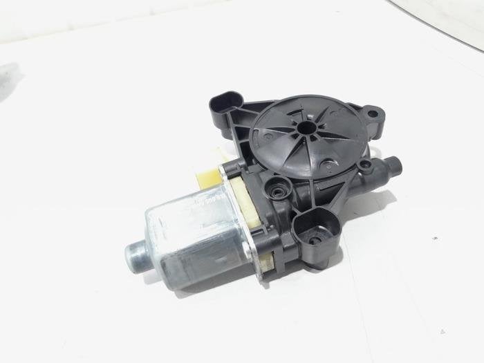 Moteur de vitre portière d'un Audi A4, -, 3 mois de garantie, Audi, Utilisé