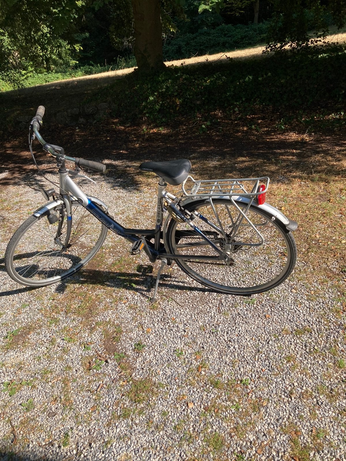 Stadsfiets van het merk Minerva - model Orlando -, Fietsen en Brommers, Ophalen, Gebruikt, Velgrem, Handrem