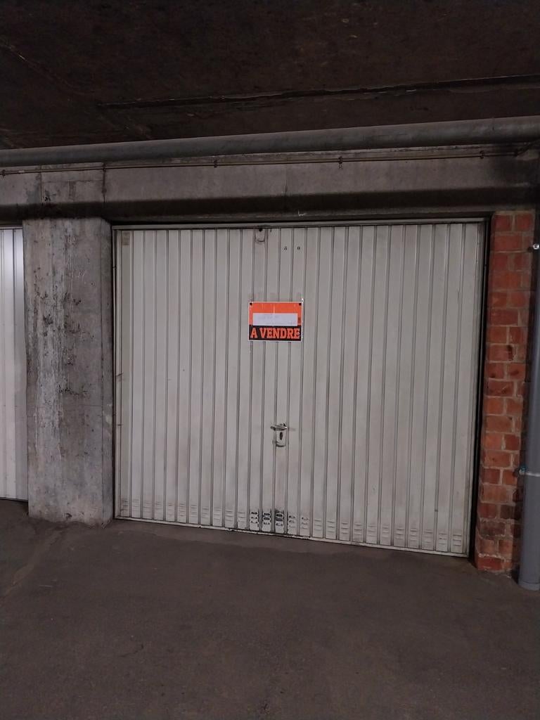 Garage en box, Immo