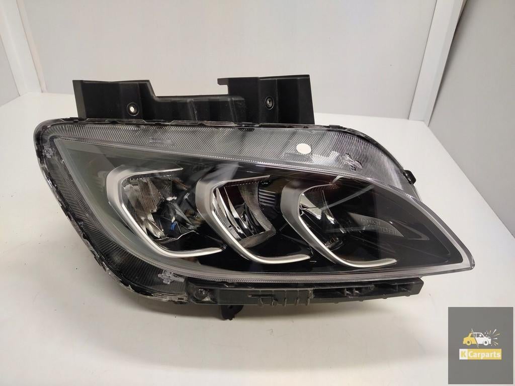 92102J9600, Hyundai Kona Lift Volledig ledlamp rechts, Auto-onderdelen, Gebruikt, Heolleung-ro 12
06797  Seoul, Info@hyundai.com