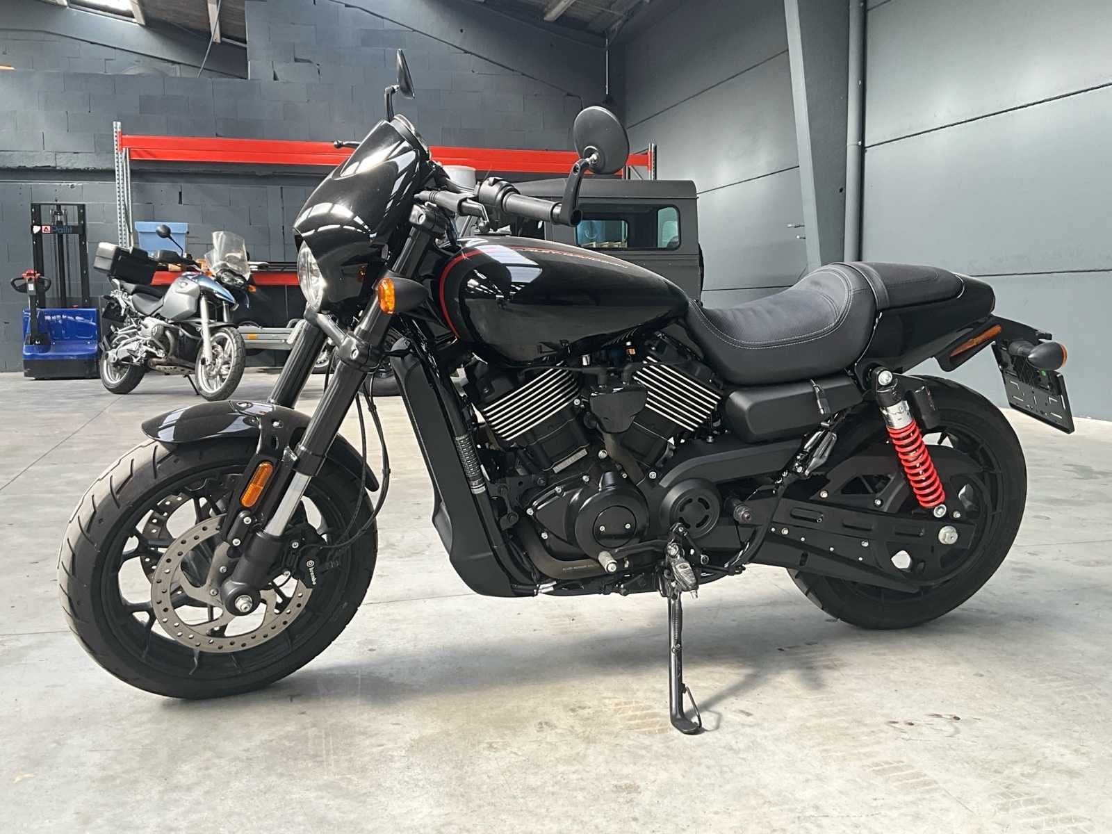 Harley-Davidson Street Rod, Motos, Entreprise, Autre