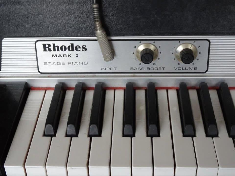 Piano de scène Rhodes Mark I Seventy Three, Musique & Instruments, Enlèvement, Utilisé, Noir, Piano