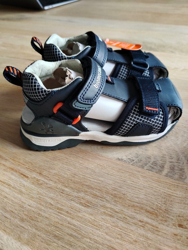 Nieuwe Biomecanics sandalen 27, Schoenen, Nieuw, Ophalen of Verzenden, Jongen