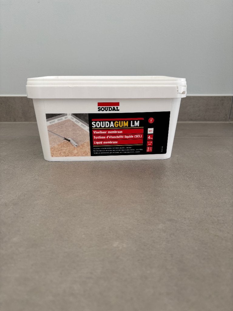 SoudalGum LM: Vloeibaar membraam, Minder dan 4 cm, Overige materialen, Nieuw, 5 tot 10 m²