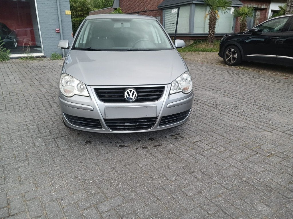 Volkswagen Polo — 1.2 essence Bj 2007 89000 km, Autos, Argent ou Gris, Achat, 140 g/km, Entreprise