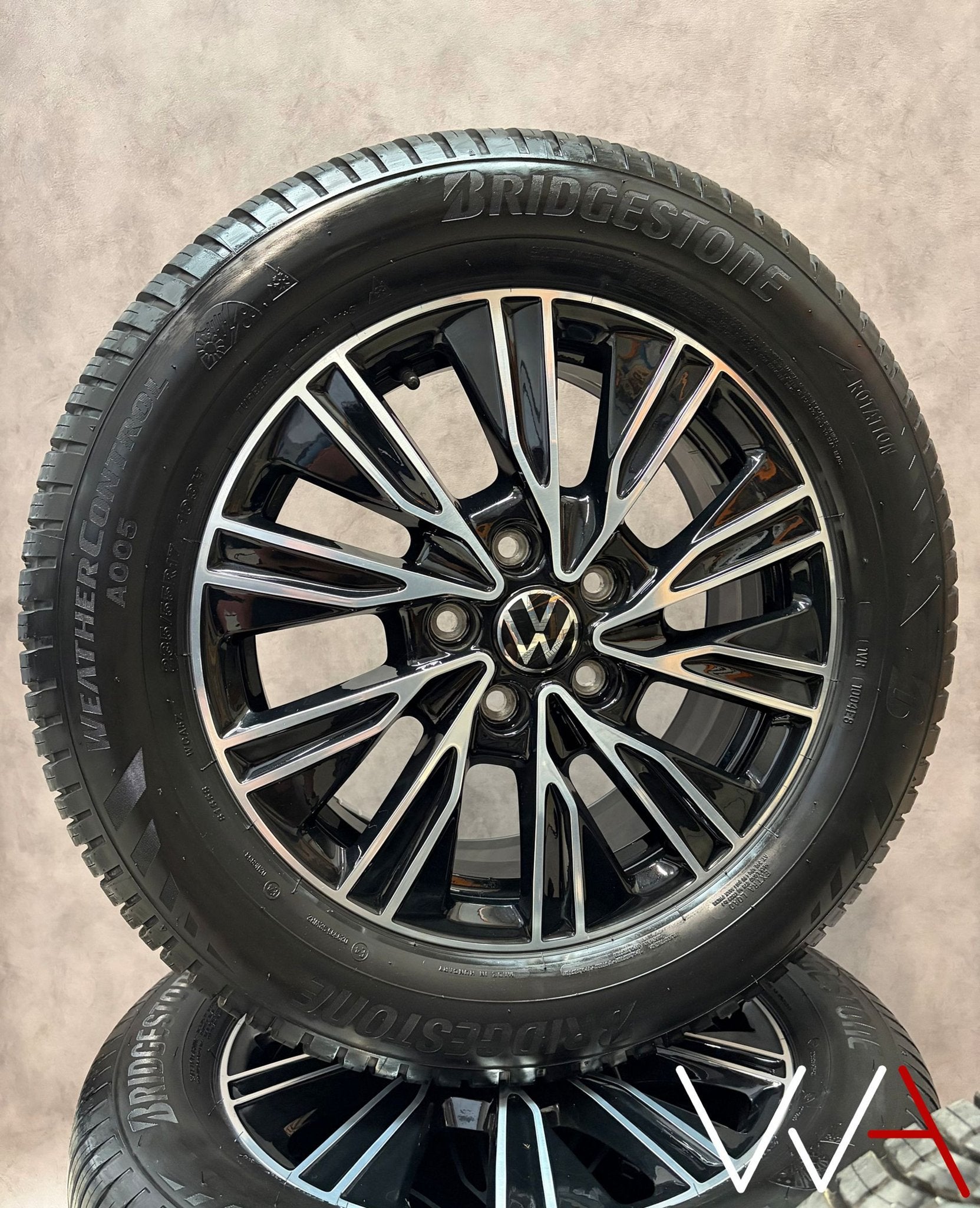17'' Volkswagen Multivan T7 Dundrod velgen All season NIEUW, Auto-onderdelen, Banden en Velgen, Banden en Velgen, All Season, 17 inch