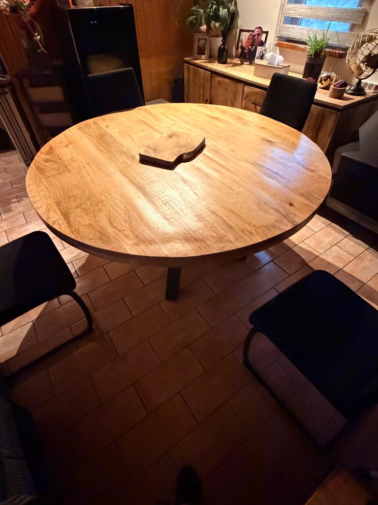 Table salle à manger, Maison & Meubles, Tables | Tables à manger, Métal, Cinq personnes ou plus, Rond, Comme neuf