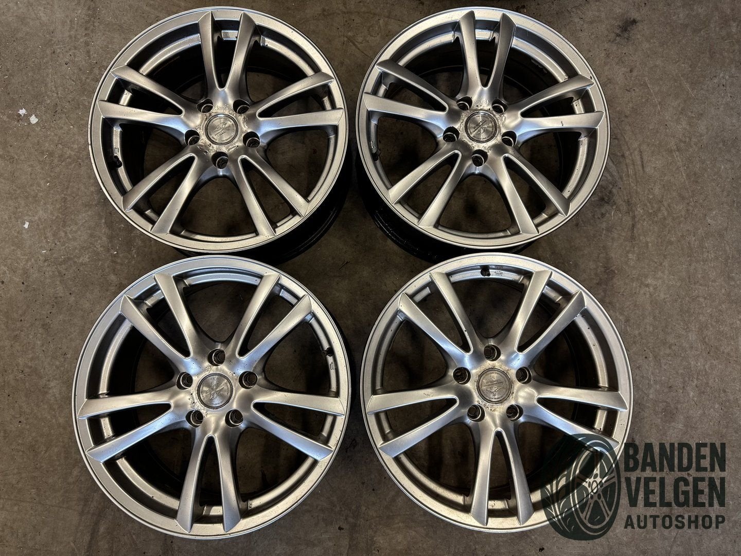 Toyota Mazda Mitsubishi Nissan Renault Kia Hyundai 17 Inch L, Véhicule de tourisme, -, 17 pouces, Utilisé