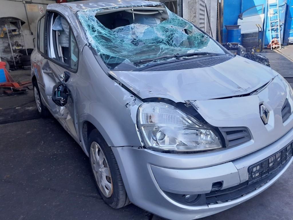 FUSEE RECHTS VOOR Renault Modus / Grand Modus (JP), Gebruikt, Renault