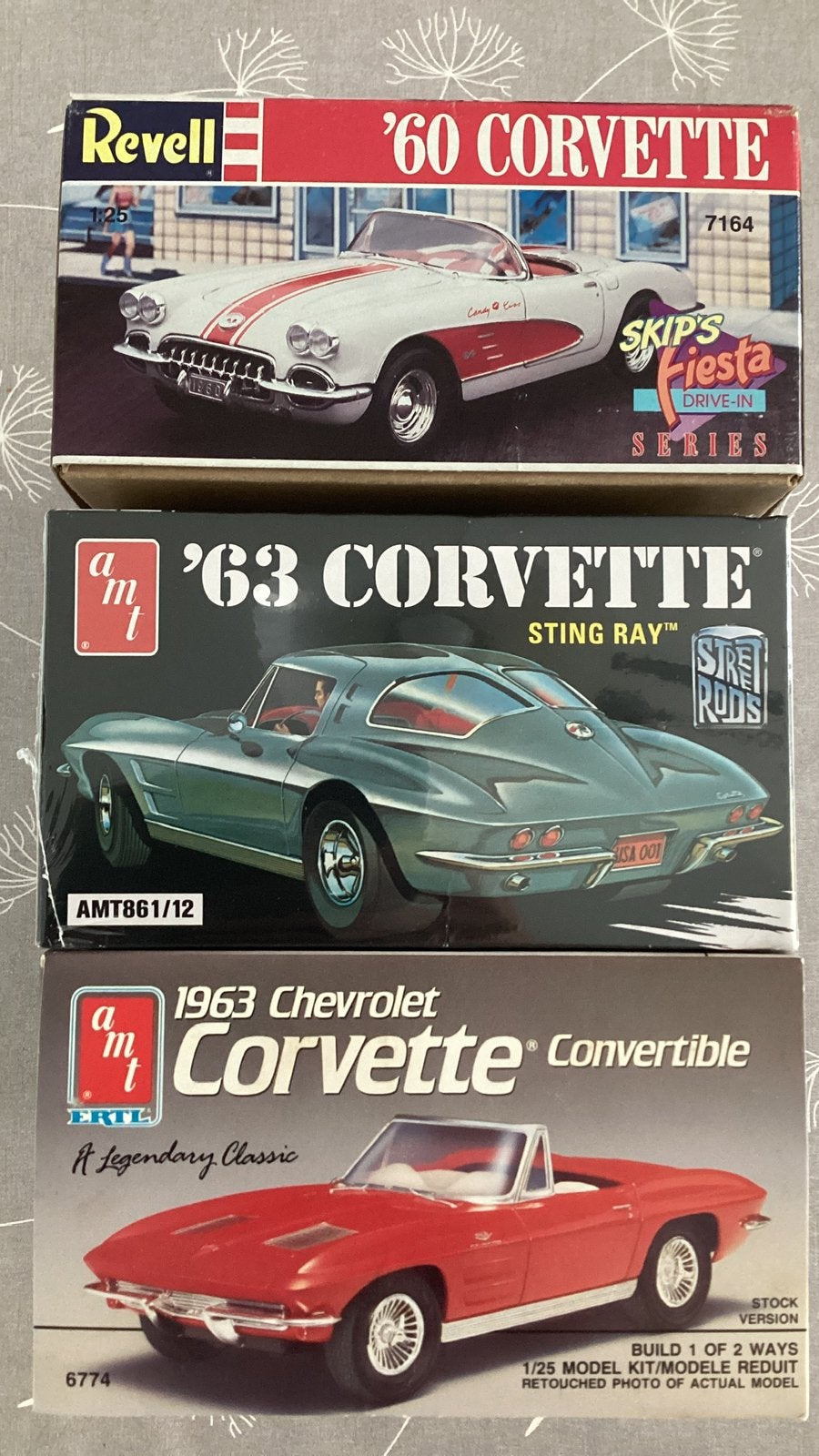 Chevrolet Corvette modelbouw kits, Hobby en Vrije tijd, Modelbouw | Auto's en Voertuigen, Verzenden, Zo goed als nieuw, Revell