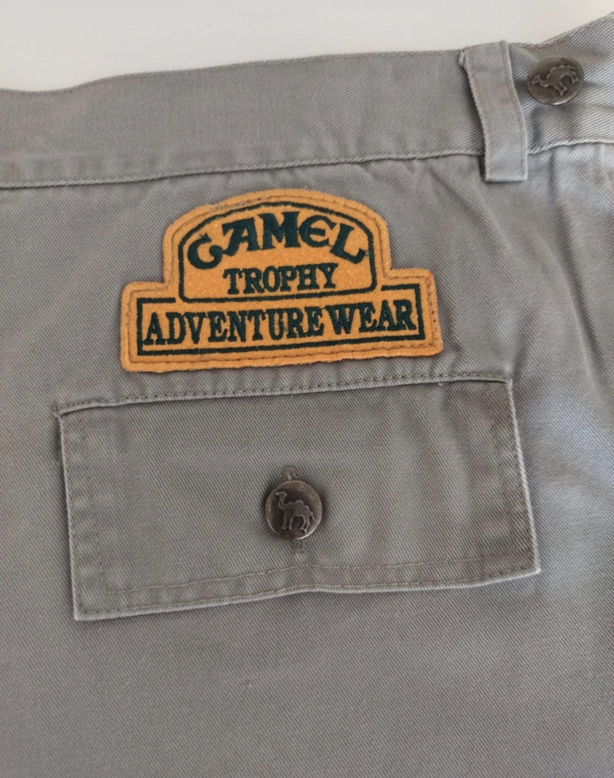 Short cargo original Camel Trophy Adventure Wear, Vêtements | Hommes, Pantalons, Comme neuf, Taille 56/58 (XL), Enlèvement ou Envoi