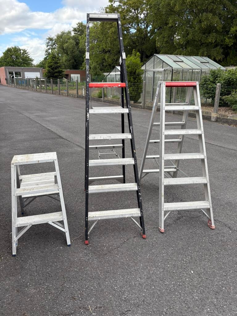 Trap laddders Altrex en Solide, Doe-het-zelf en Bouw, Ophalen, Zo goed als nieuw, Trap