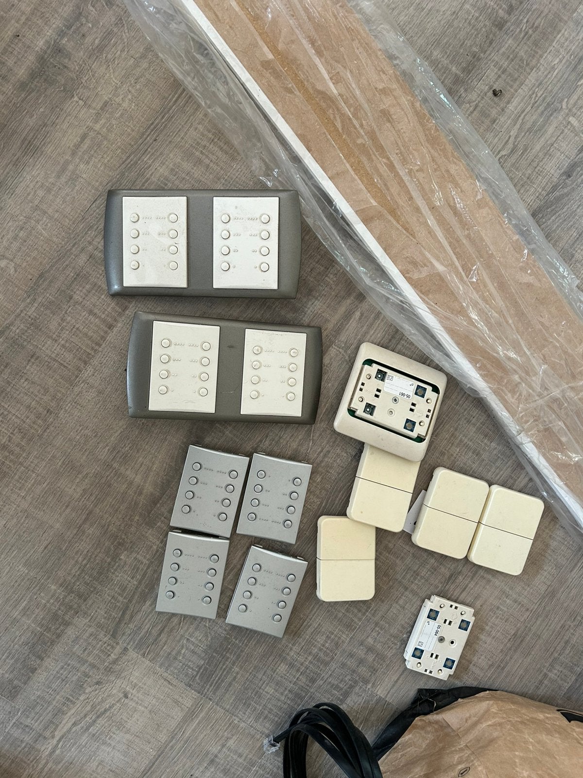 Nikobus drukknoppen, Bricolage & Construction, Enlèvement, Comme neuf
