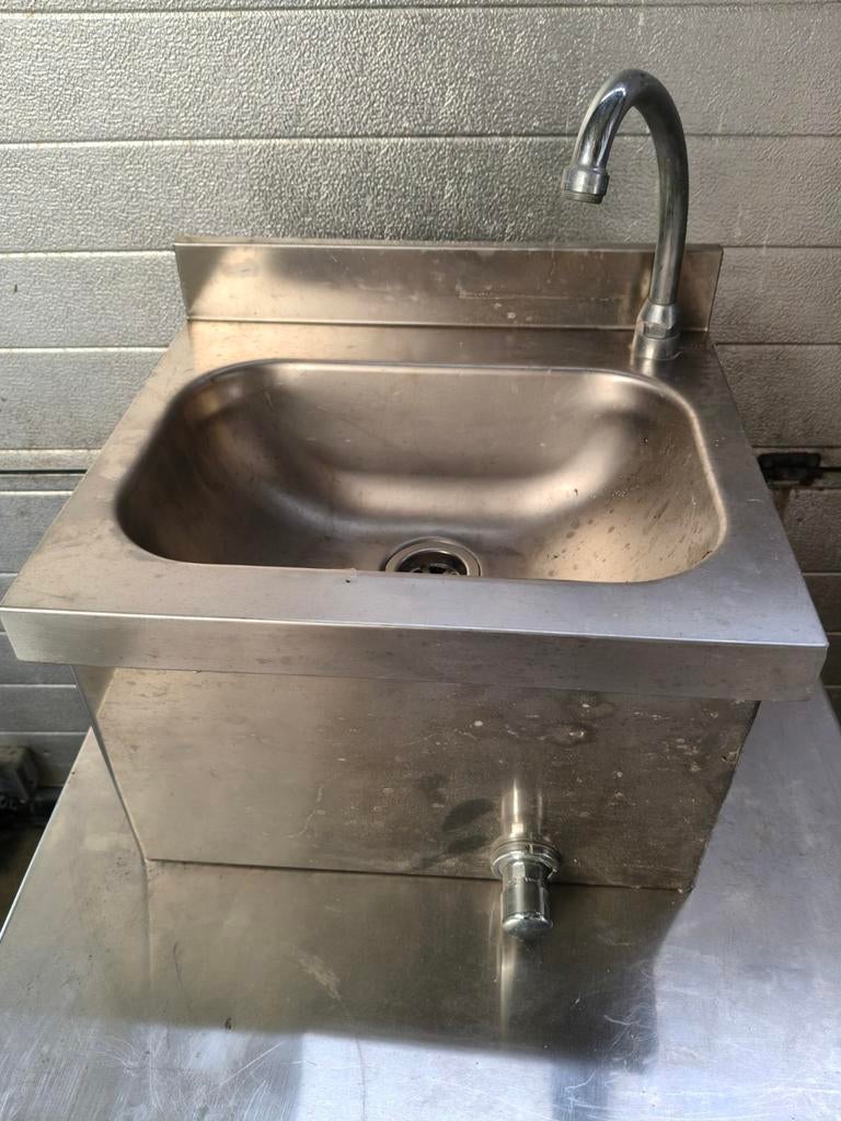 Lave-mains en inox, Enlèvement, Inox