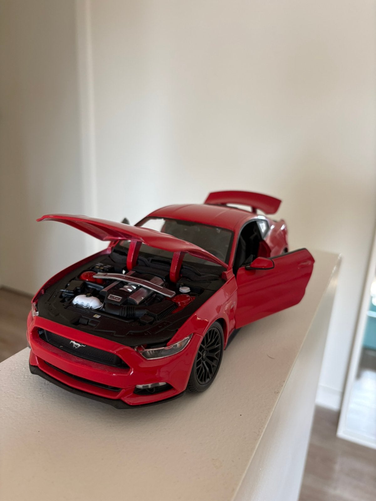 Maisto Ford Mustang GT 2015 GT 1:18 schaalmodel, Hobby en Vrije tijd, Ophalen of Verzenden, Zo goed als nieuw, Maisto