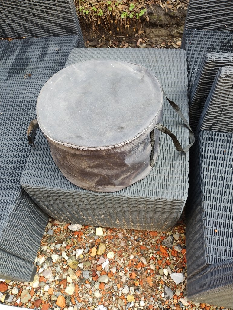 Draagbare BBQ (2stuks beschikbaar), Enlèvement, Utilisé, Lotusgrill, Avec accessoires