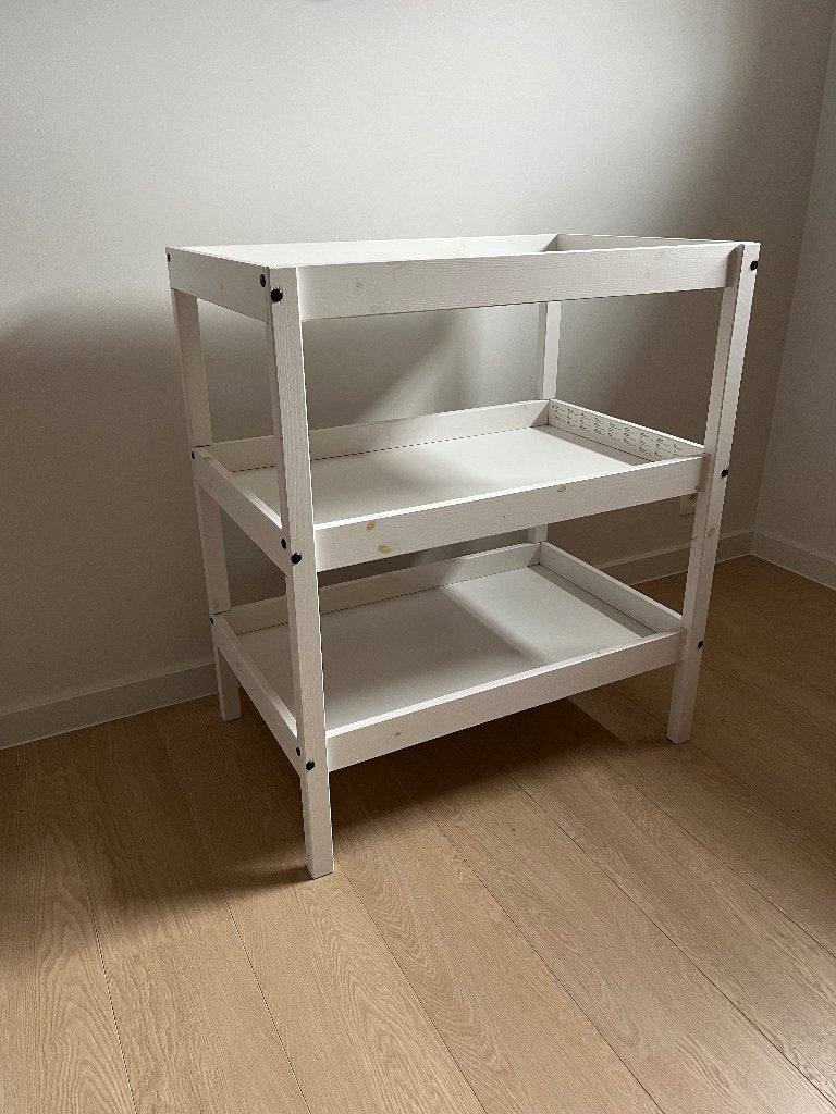 Witte verzorgingstafel Ikea, Ophalen, 50 tot 70 cm, Zo goed als nieuw, 75 tot 100 cm