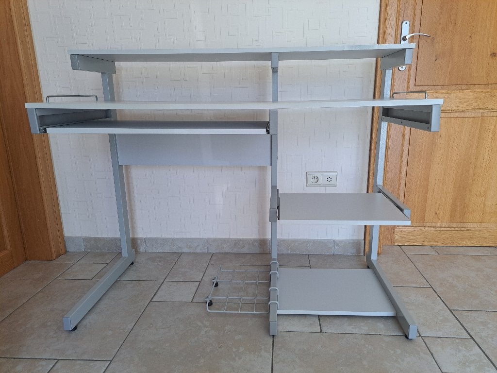 PC-kast, Huis en Inrichting, Bureaus, Ophalen, Gebruikt, 120 cm, Spaanplaat of MDF