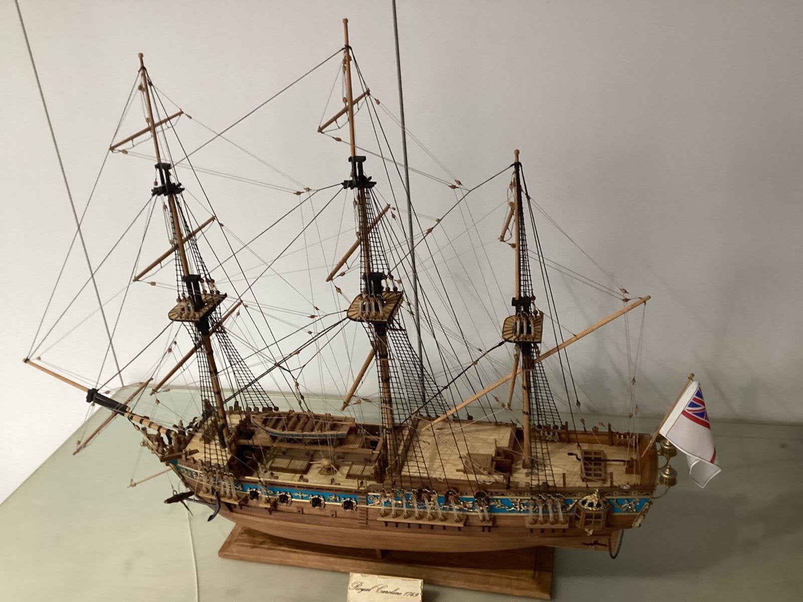 Royale Caroline 1749, Enlèvement, Comme neuf