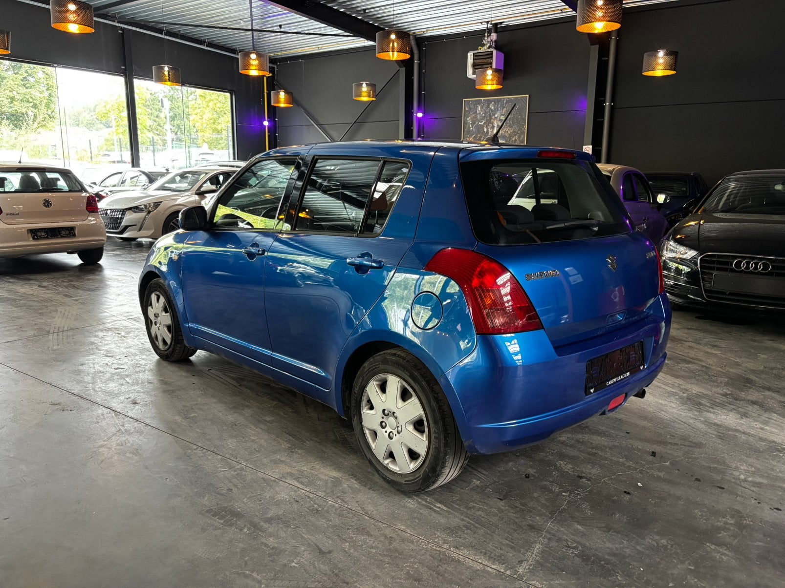 Suzuki swift 1.3I 16V GA/12 mois de garantie/AIRCO, Auto's, Suzuki, Voorwielaandrijving, Euro 5, Stof, Zwart