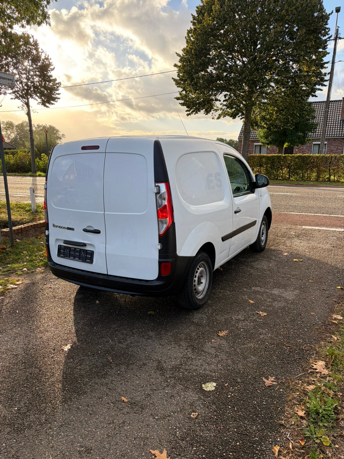 Renault kangoo 1.5dci 328dkm 2014, Renault, Bedrijf, Te koop, https://public.car-pass.be/vhr/7902e116-220f-4c3a-a14c-c9a9c5b9cae1