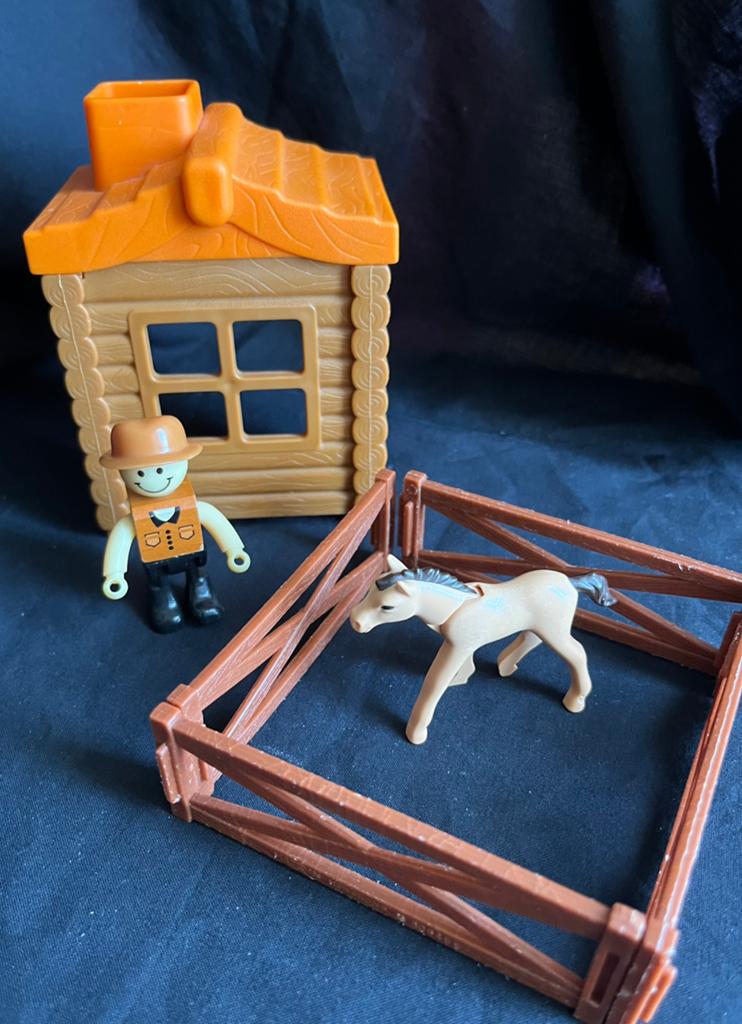 Vintage | Playmobil | Lego | Chalet | Paard | omheining, Kinderen en Baby's, Speelgoed | Playmobil, Ophalen of Verzenden, Gebruikt