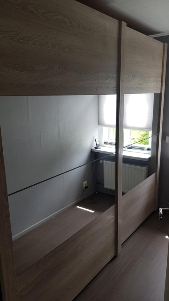 Grote kledingkast met spiegels, Huis en Inrichting, Kasten | Kleerkasten, Ophalen