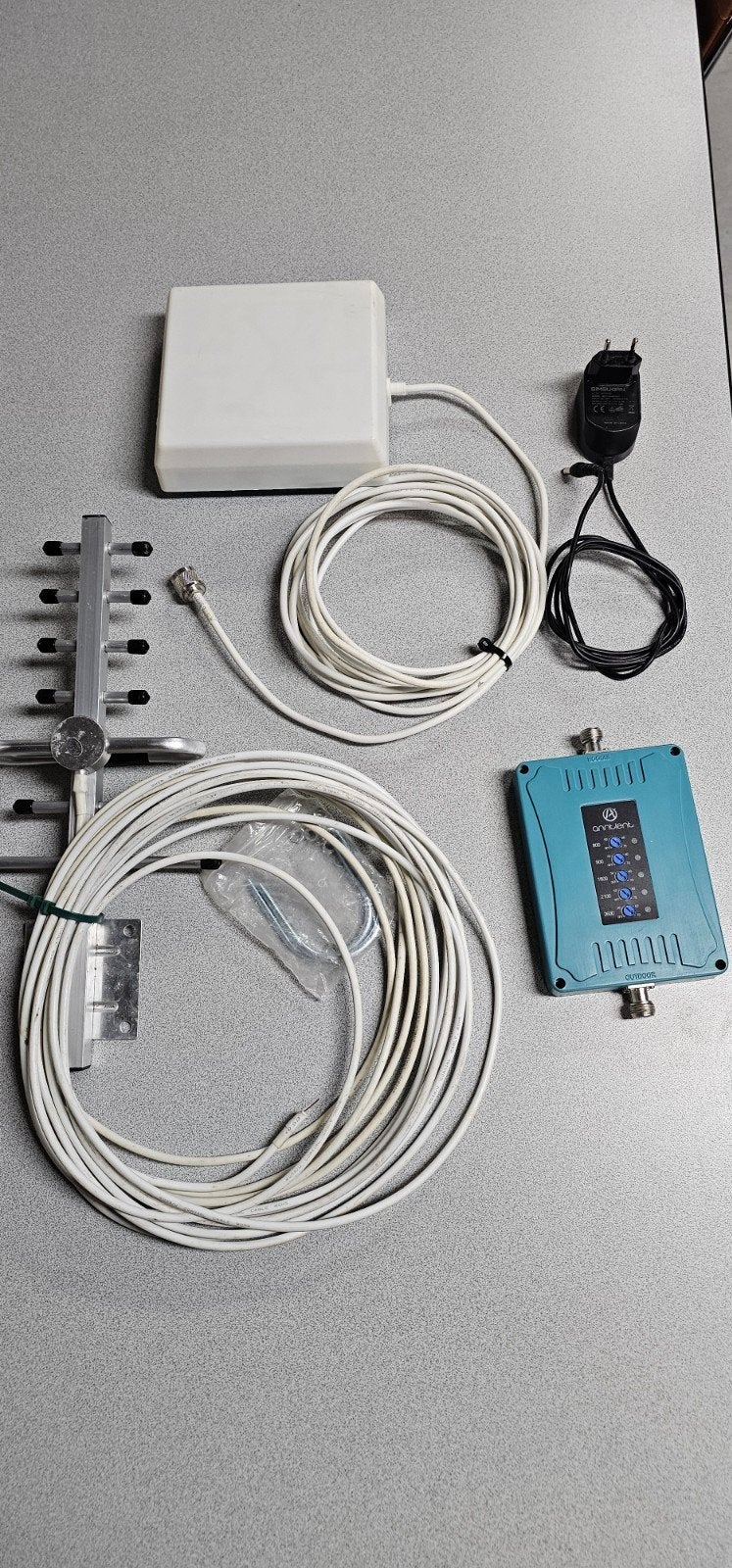 Repeater  5 bands (2G, 3G en 4G), signal booster, Telecommunicatie, Antennes en Masten, Ophalen of Verzenden, Gebruikt