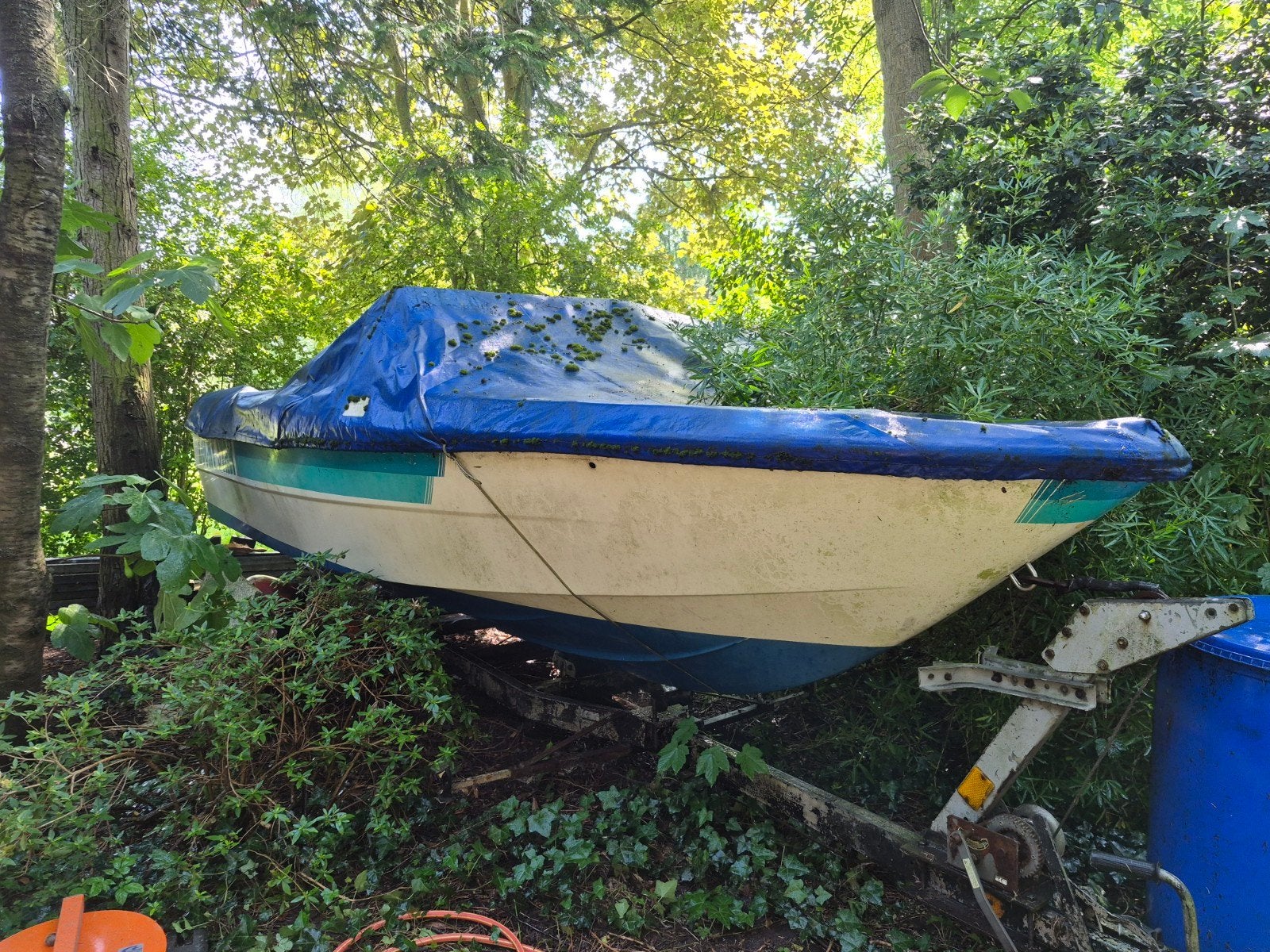 Skiboot casco zonder motor met aanhanger., Ophalen