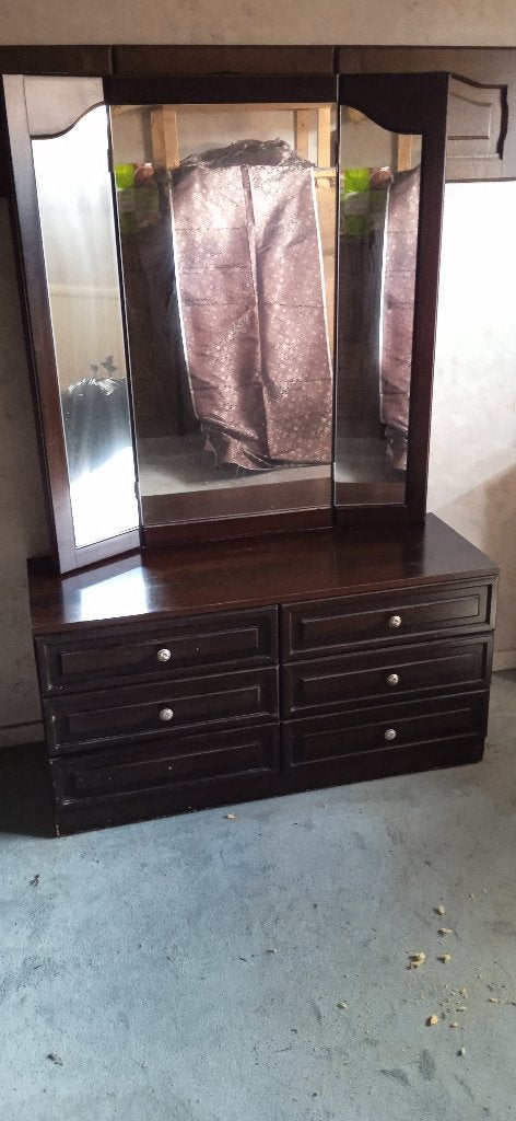 Coiffeuse meuble et miroir, Enlèvement, Utilisé